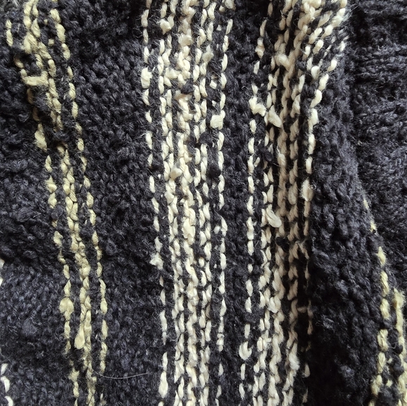 Billabong Easy Going Cropped Sweater - Picture 7 of 11